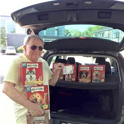 In Newport, RI, Newport–Blenheim community Executive Director Stanley Slonka dropped by The Potter League, a local animal shelter, with surprise treats for cats and dogs. In Newport, RI, Newport–Blenheim community Executive Director Stanley Slonka dropped by The Potter League, a local animal shelter, with surprise treats for cats and dogs.